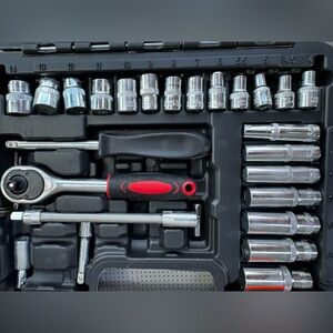 53-Piece Socket & Ratchet Tool Set w/ Case | Metric & SAE | Like New